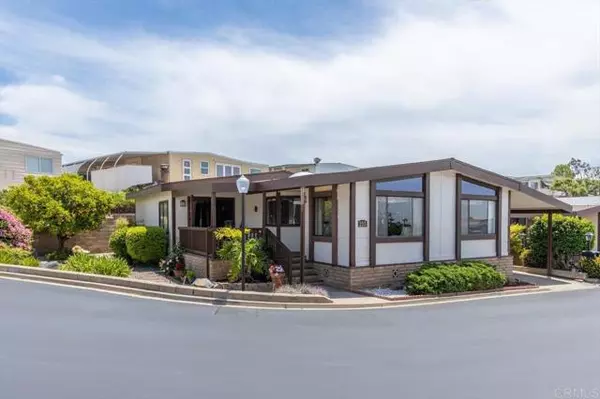 3535 Linda Vista Drive #SPC 255, San Marcos, CA 92078