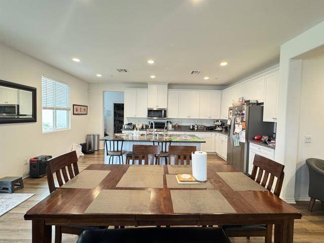 Murrieta, CA 92563,34148 Thistlewood Ave