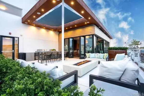 355 N Cleveland Street #213, Oceanside, CA 92054