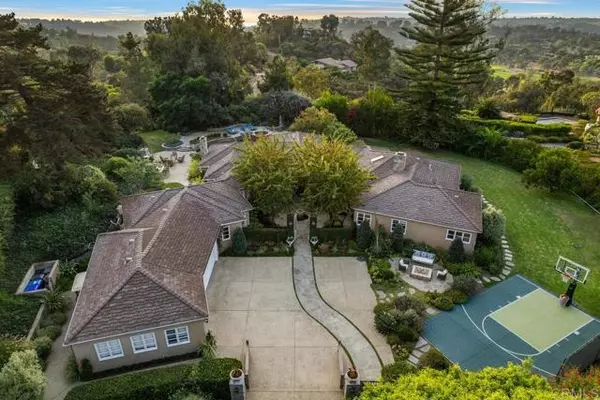 5499 Avenida Maravillas, Rancho Santa Fe, CA 92067