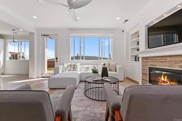 San Marcos, CA 92078,1438 Dolphin Court