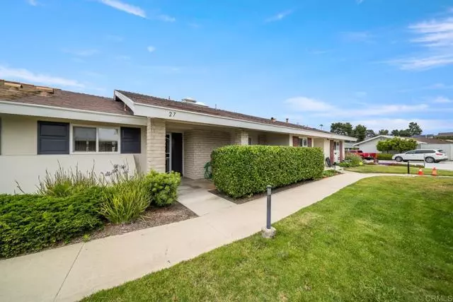 Oceanside, CA 92057,3685 Vista Campana #27