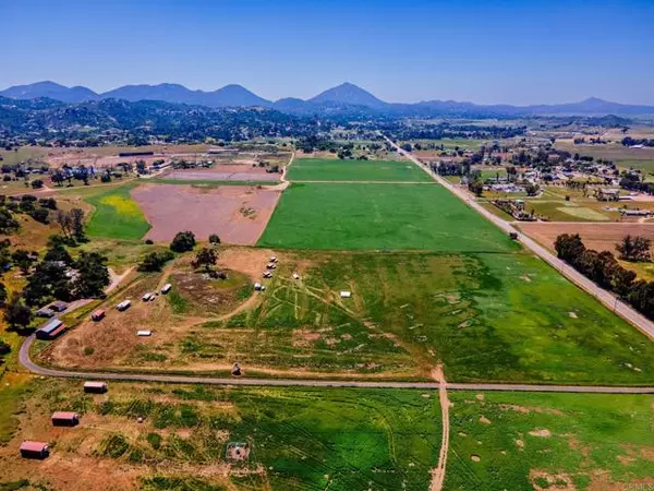 Ramona, CA 92065,2342 Dye Road