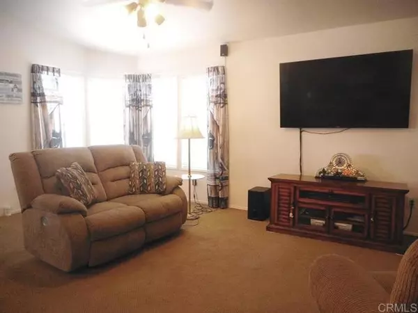 Escondido, CA 92027,2300 E Valley Parkway #111