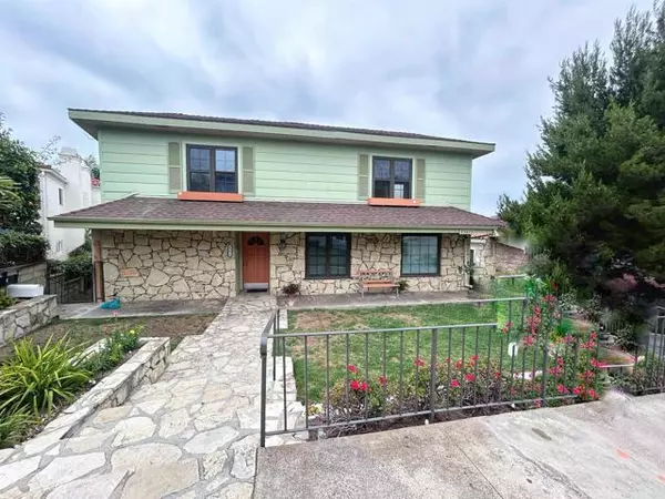 Dana Point, CA 92629,25072 Alicia Drive #A