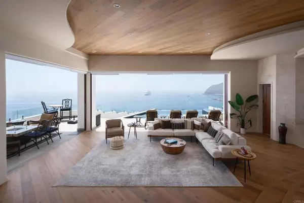 Avalon, CA 90704,211 Mar De Cortez