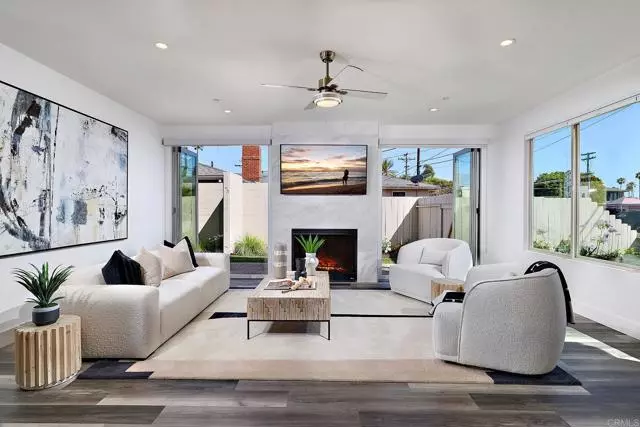 Oceanside, CA 92054,1506 ALVARADO ST