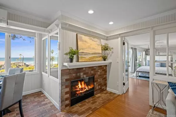 Del Mar, CA 92014,1562 Camino Del Mar #440