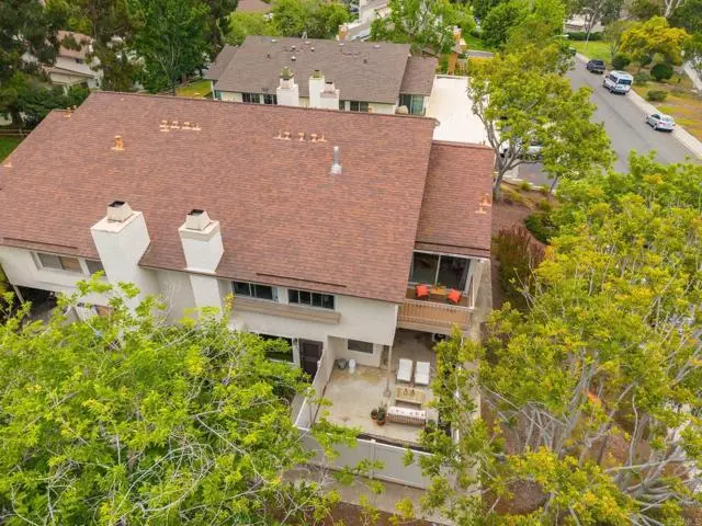 Encinitas, CA 92024,2005 Countrywood Ct