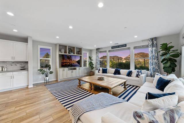 Escondido, CA 92029,2990 St