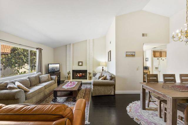 1247 Armstrong Circle, Escondido, CA 92027