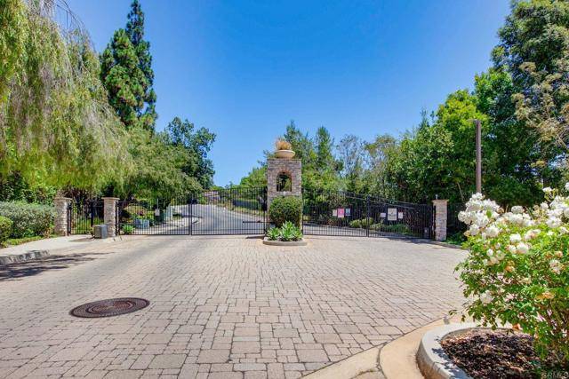 San Marcos, CA 92078,1241 Highbluff Avenue