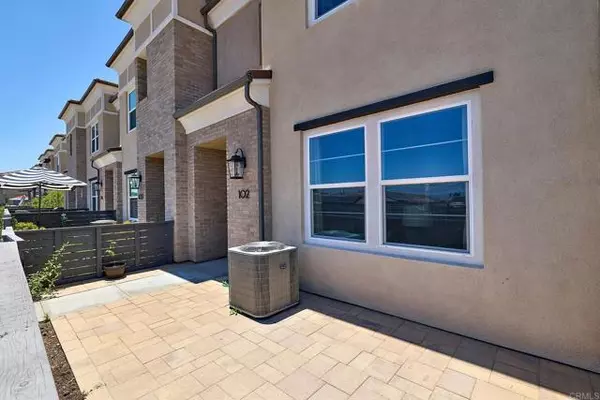 San Marcos, CA 92078,1210 Sunrise #102