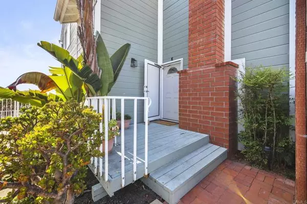 Carlsbad, CA 92008,2525 Jefferson Street #K