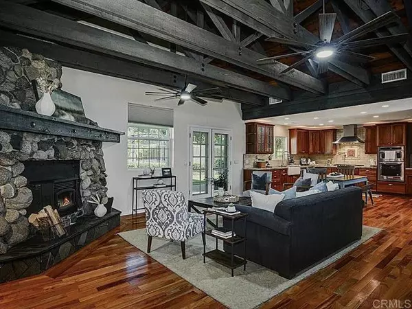 745 N Stage Coach Lane, Fallbrook, CA 92028