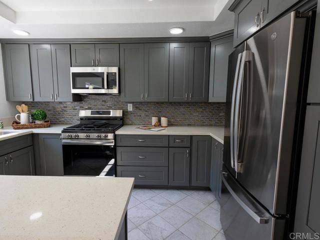 San Diego, CA 92126,9989 Maya Linda Road #64