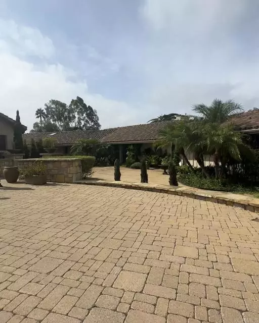 Rancho Santa Fe, CA 92067,6858 Las Colinas
