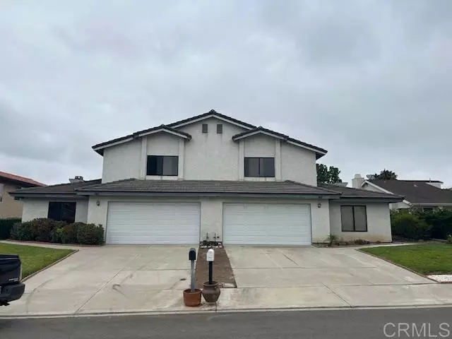 2734 Luciernaga Street, Carlsbad, CA 92009