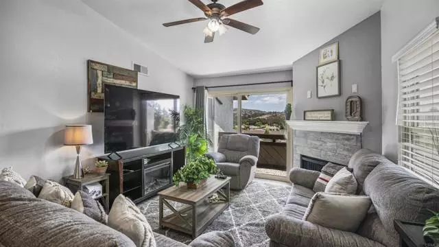 Chula Vista, CA 91911,1677 Melrose Avenue #H