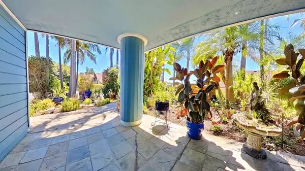 Carlsbad, CA 92009,2618 Unicornio Street