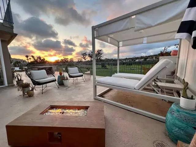 Carlsbad, CA 92009,2544 Navarra Drive #12