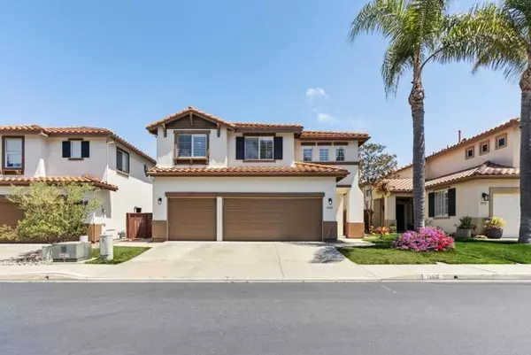 1568 Sapphire Dr, Carlsbad, CA 92011