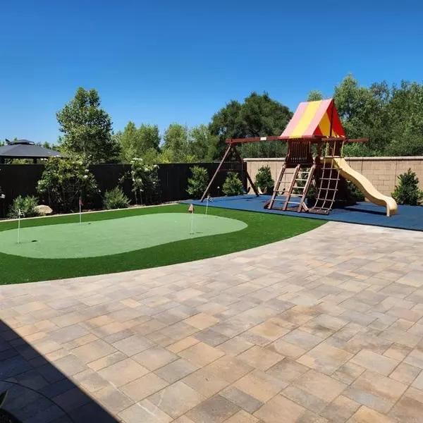 Escondido, CA 92029,2545 Blackbird Glen