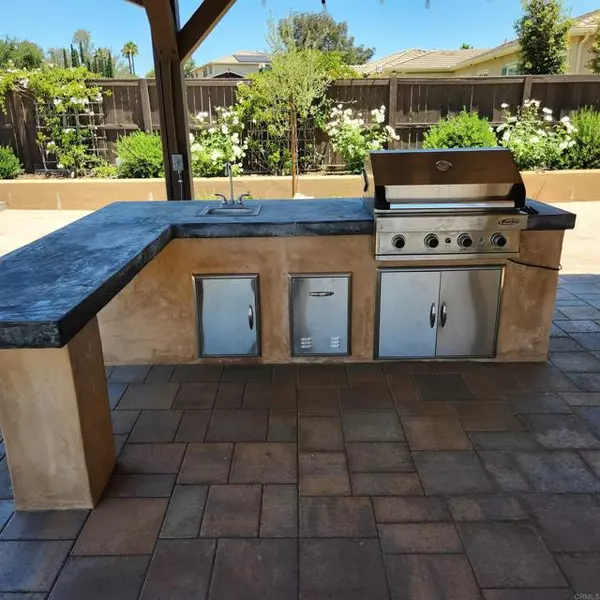 Escondido, CA 92029,2545 Blackbird Glen