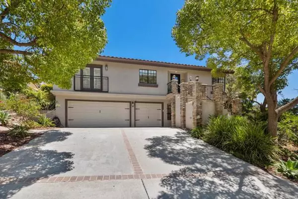 28551 Meadow Glen Way W, Escondido, CA 92026
