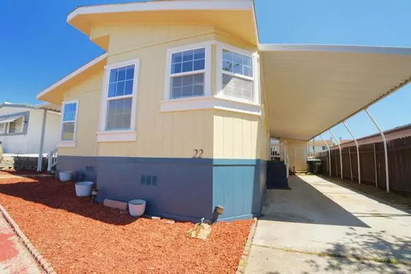 Escondido, CA 92029,1750 Citracado #22