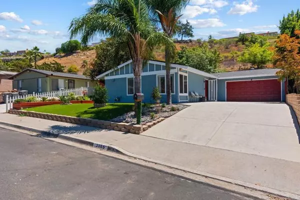 Escondido, CA 92027,2865 Hypoint Avenue