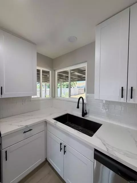 Oceanside, CA 92056,1623 Peacock Blvd