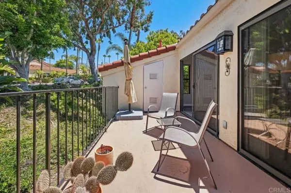 Carlsbad, CA 92009,7319 Calle de Fuentes