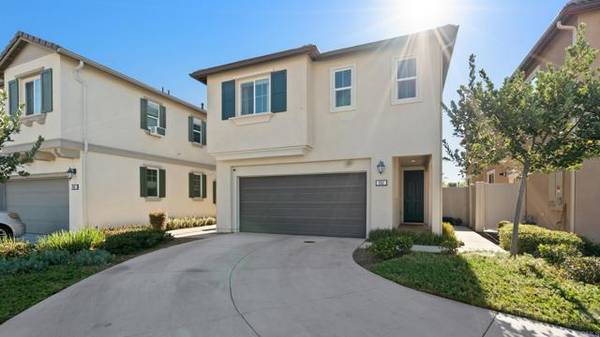 262 Camellia Way, Vista, CA 92083