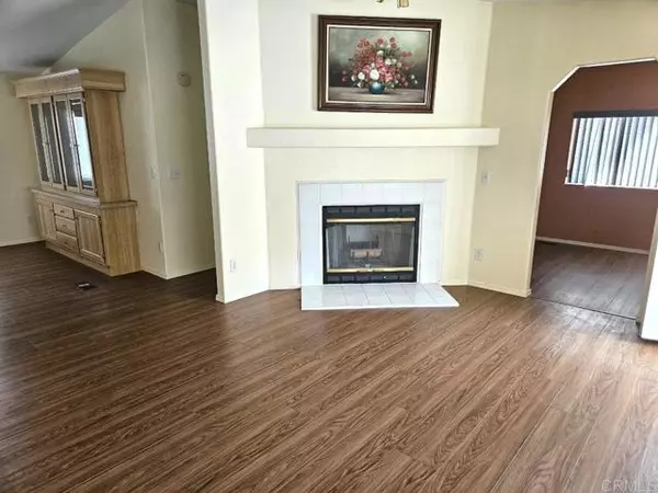 8975 Lawrence Welk Drive #4, Escondido, CA 92026