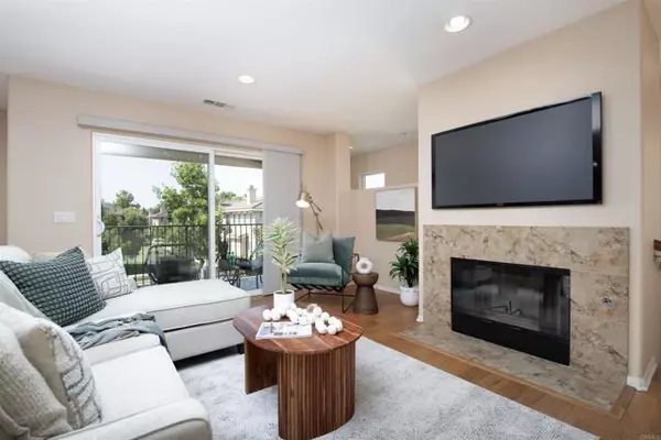 Vista, CA 92084,1322 Isabella Way