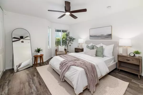 San Diego, CA 92122,8308 Regents Road #1H