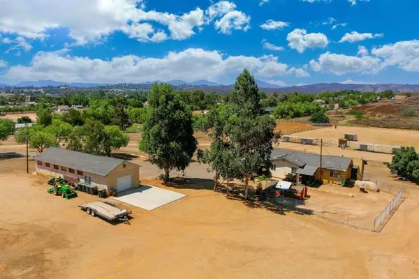 2165 Lilac Road, Ramona, CA 92065