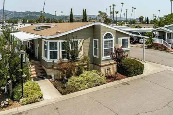 2300 E Valley Parkway #145, Escondido, CA 92027