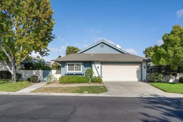2043 Rue De La Montagne, Oceanside, CA 92054