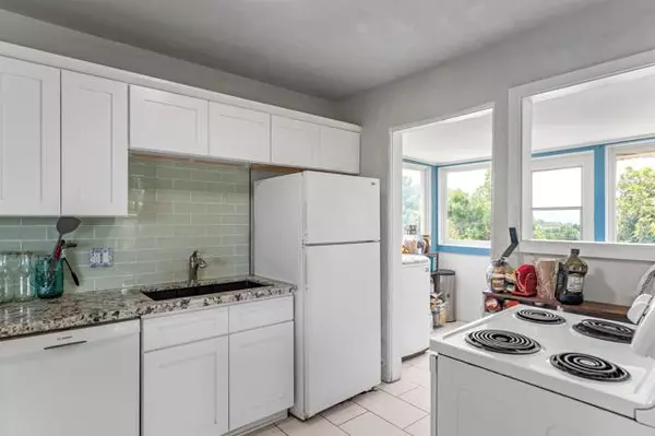 Fallbrook, CA 92028,2163 Gracey Lane