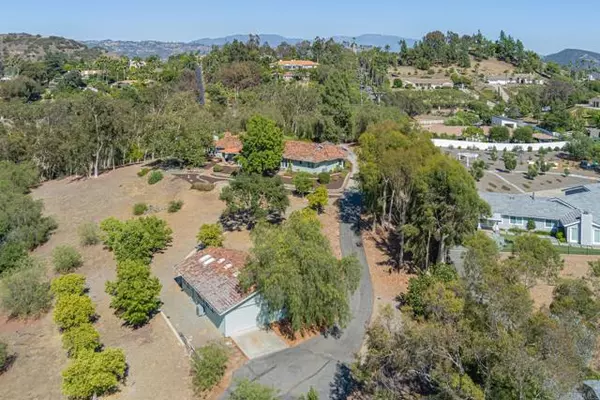 145 Yucca Road, Fallbrook, CA 92028