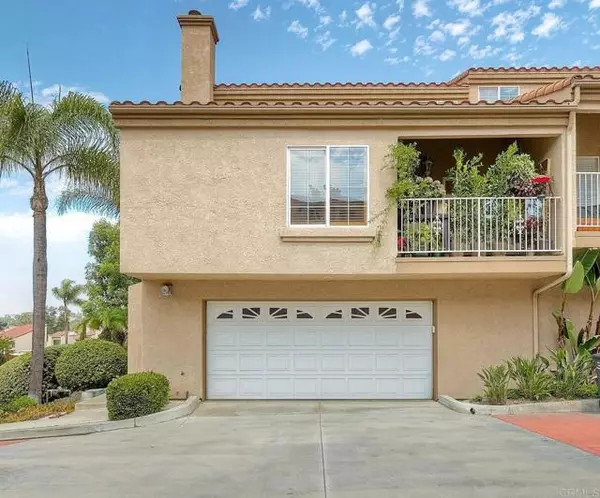 Carlsbad, CA 92009,7544 Romeria Street
