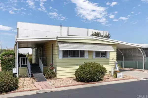 Escondido, CA 92027,211 N Citrus Avenue #214