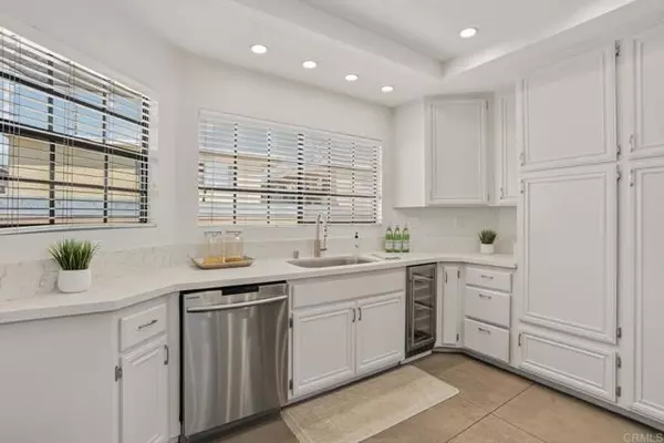 Redondo Beach, CA 90278,2021 Carnegie Lane #Apt 7