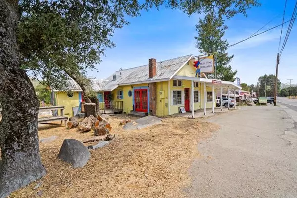 Julian, CA 92036,4336 Julian Highway