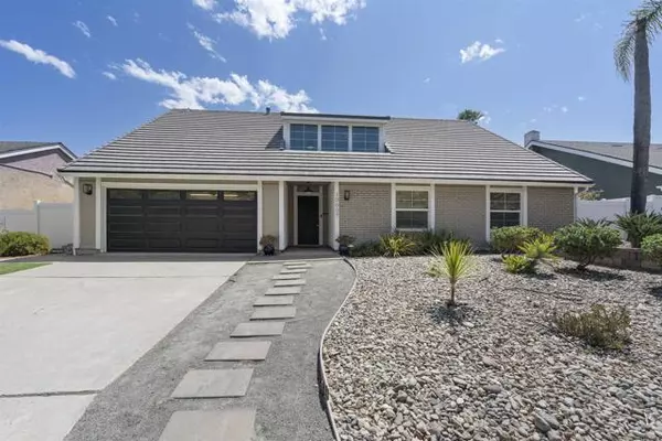 La Mesa, CA 91941,10007 Helix Mont Circle