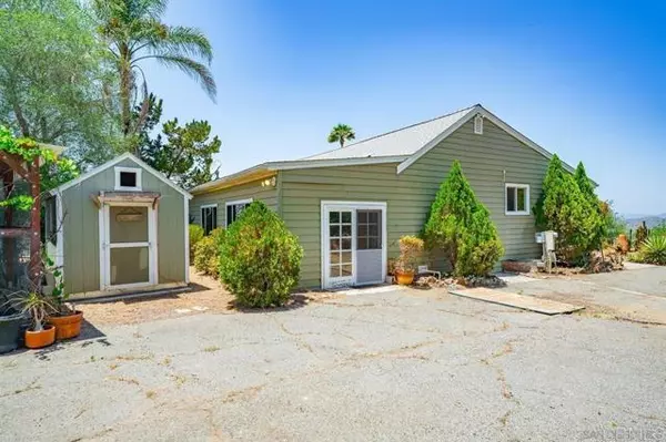 Valley Center, CA 92082,30727 Rolling Hills Drive