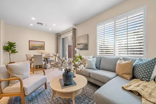 Carlsbad, CA 92009,6104 Citracado Circle