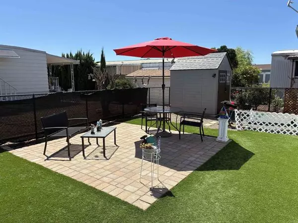 Vista, CA 92084,1010 E Bobier Drive #44